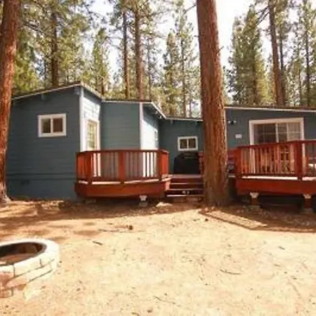 Villa 3333 Bruce Drive